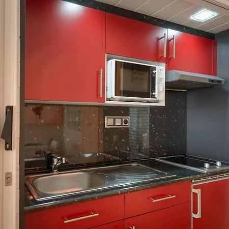 Loft Zona Fenals, Lloret De Mar. דירה *