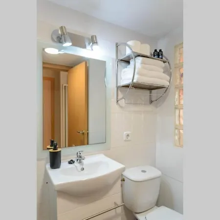 Loft Zona Fenals, Lloret De Mar. יורט דה מאר