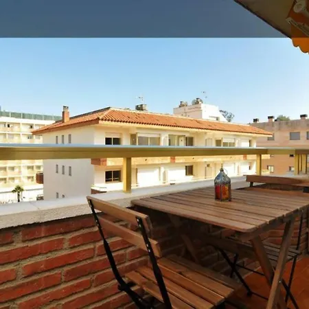 Loft Zona Fenals, Lloret De Mar. דירה